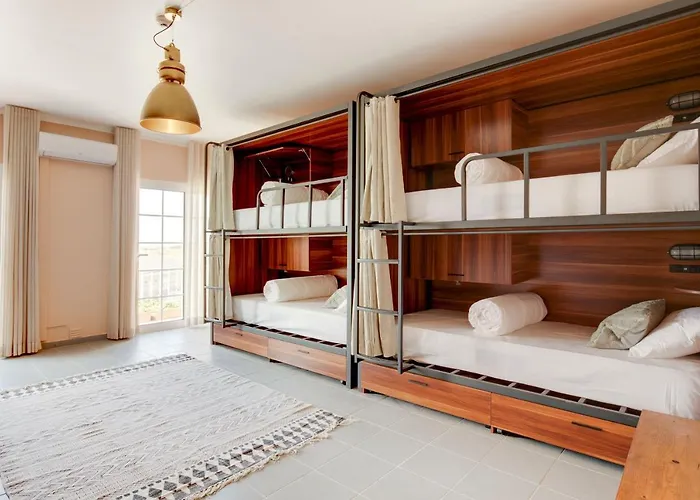 Hotel Malacuna Peniche