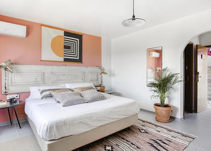 Hotel Malacuna Peniche 3*